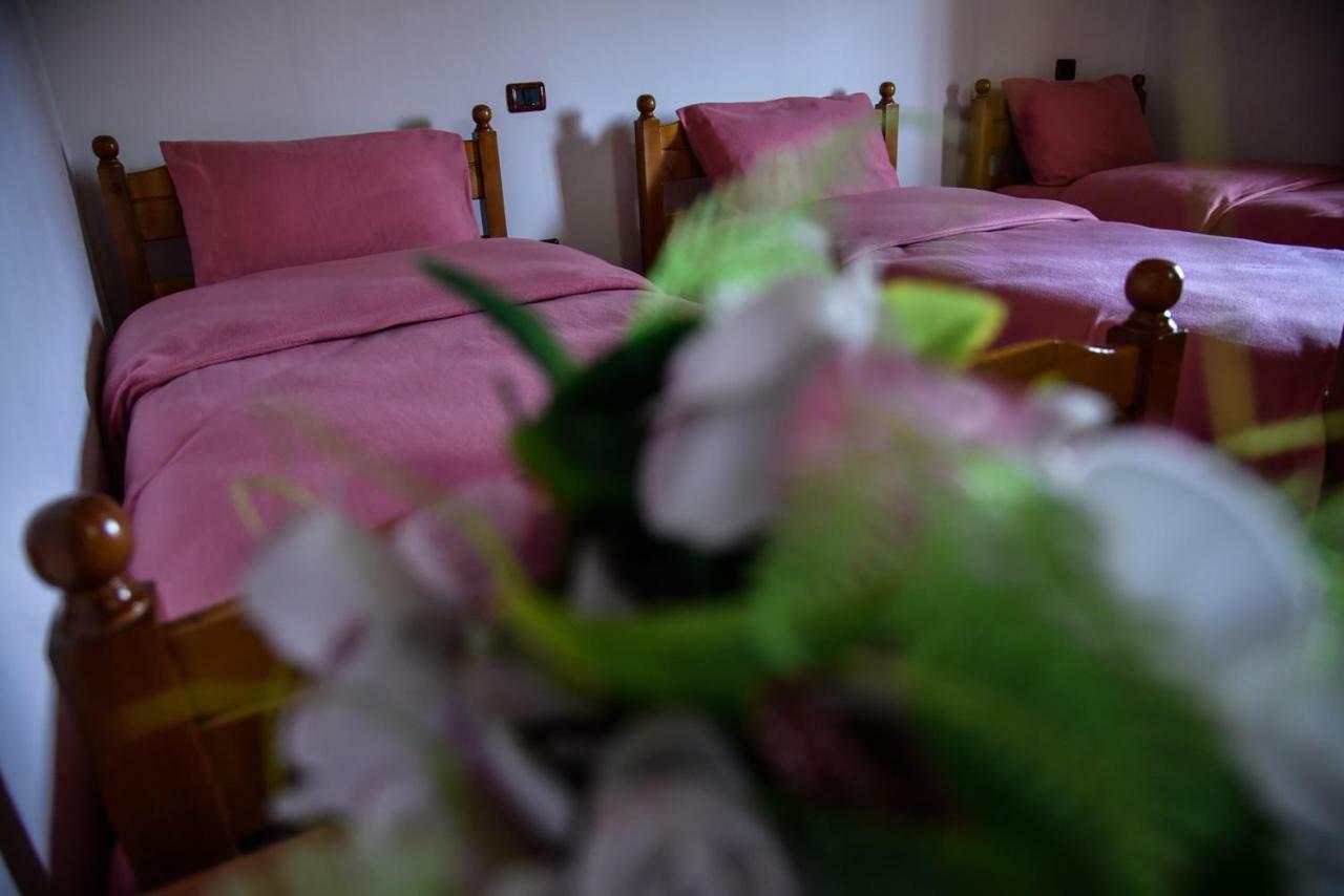 Villa Garden Shkodra Esterno foto